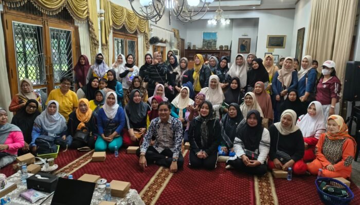 Anggota DPRD Kalsel Dewi Damayanti Serap Aspirasi Warga Sungai Lulut dan Pengambangan Banjarmasin