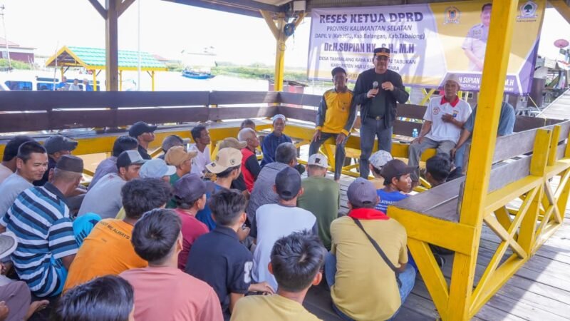 Supian HK Keliling 16 Desa di HSU, Dengarkan Keluh Kesah Warga Hingga Harapan untuk Banua yang Lebih Baik 1 IMG 20260522 WA0063 e1779462030385