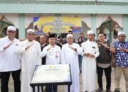 Usai Salat Id, Bupati Tapin Serahkan Sapi Kurban Presiden RI di Masjid Al Maslahah Tambarangan