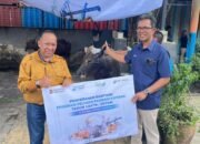 Tebar Manfaat di Hari Raya Idul Adha, Terminal Petikemas Banjarmasin Salurkan Bantuan Program Pelindo Berbagi Kurban