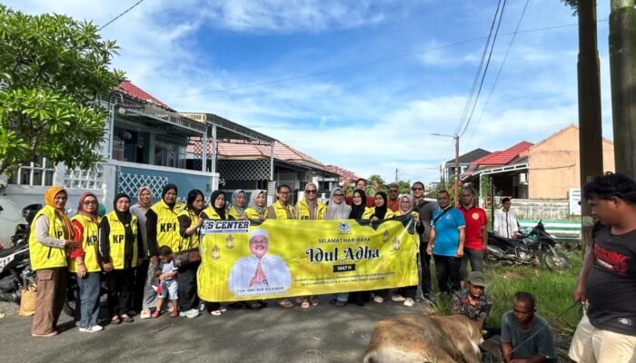 KPPG, Kosgoro dan MKGR Banjarmasin Salurkan Daging Kurban untuk Warga dan Kader