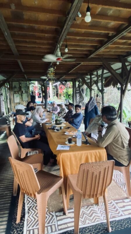 Laksana Fenomena “Kodok Rebus”, Warga Diajak Bangkit dari Sikap Diam terhadap Berbagai Persoalan Banua 1 IMG 20260531 WA0046 e1780219886350