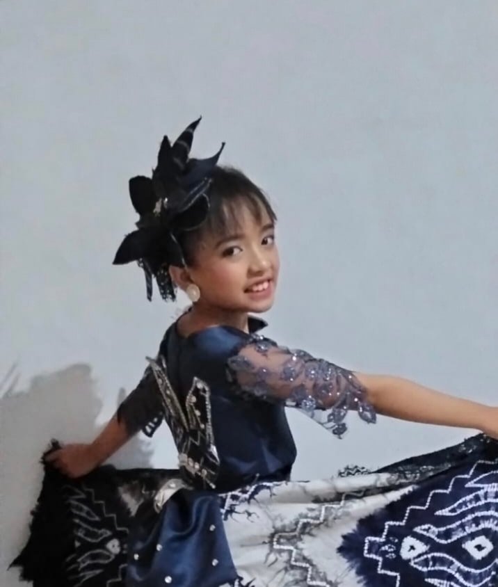 Olive Kembali Raih Juara di Lomba Fashion Show The One Management 1 IMG 20260511 174418