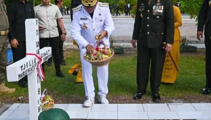 Gubernur Kalteng Pimpin Apel Ziarah di Taman Makam Pahlawan Sanam Lampang