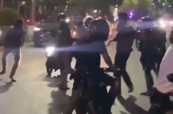 Viral di Medsos, Perkelahian Remaja di Depan Hotel Diwarnai Aksi Saling Pukul dan Kejar-Kejaran