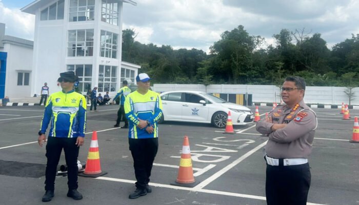 Polda Kalsel Latih Keterampilan Safety Driving para Driver SKPD Pemprov