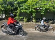 Tips #Cari_Aman dari Honda Trio Motor agar Tetap Aman saat Jalan Tergenang