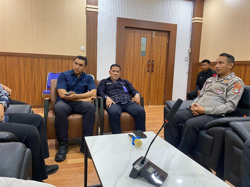 Parkir Samsat Banjarbaru Berpolemik 1 1 2 klm Polemik Parkir Samsat