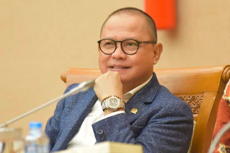 Menteri P2MI, Besok Sambangi ULM 1 1 2 klm menteri