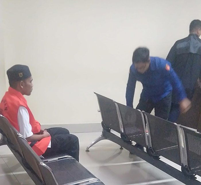 Mantan RM BRI Sempat Kabur ke Luar Negeri 1 1 2 klm terdakwa