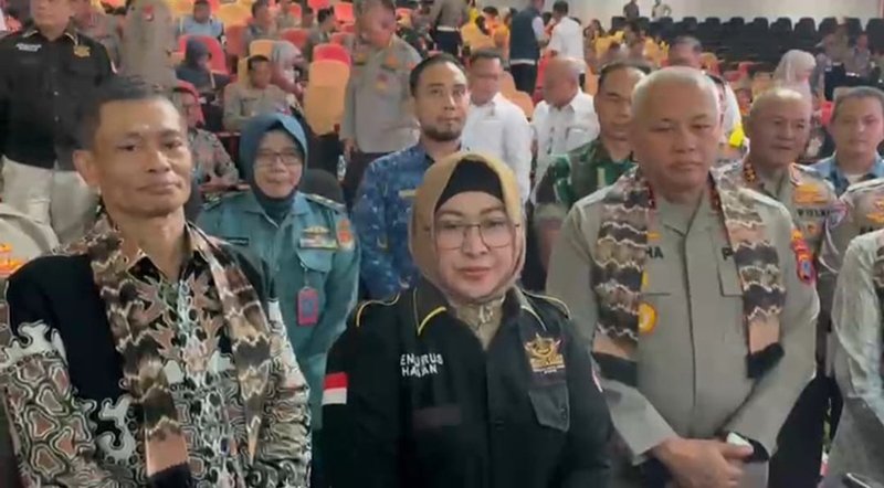 1 25 klm sepakat