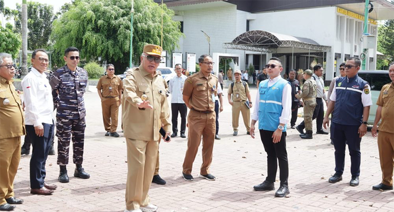Tinjau Lokasi Rencana Pembangunan Lima SPKLU 1 1 45 klm Kontrak Pemprov 8 Gubernur H Muhidin tinjau lokasi pembangunan