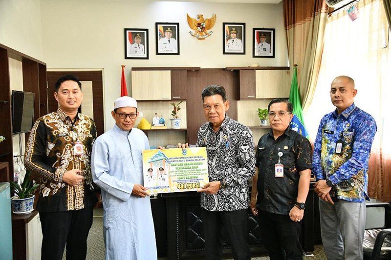 Pemkab HSS Beri Bantuan Kelancaran Haul Datu Bajayau 1 Hal 12 HSS 1 3 klm 13