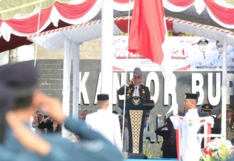 Pemkab Tanbu Gelar Upacara Peringatan Hari Lahir Pancasila 1 Hal 12 Tanbu 35 klm 1
