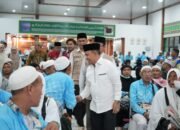 Bupati Yamani Sambut Kepulangan Jemaah Haji Tapin