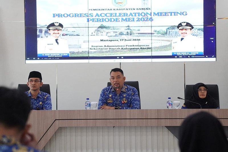 Evaluasi Progres, Sekda Minta Perangkat Daerah Tingkatkan Monitoring 1 Hal 4 4 KLM Martapura Evaluasi Pembangunan