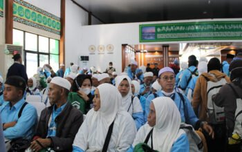 Mayoritas Kondisi Sehat, Jamaah Haji Banjar Kloter 02 Tiba 4 Hal 4 4 KLM Martapura Jamaah Haji