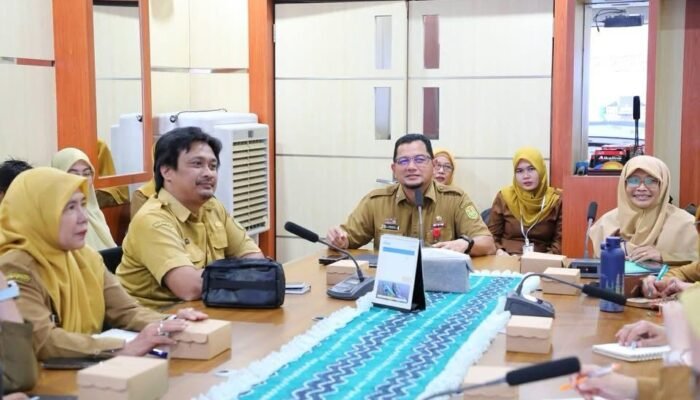Sekda Banjarmasin Pimpin Rapat TAPD Bahas Persiapan RAPBD 2027 dan Perubahan APBD 2026