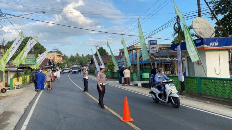 Polres HST dan Masyarakat Melakukan Pengamanan Haul Ke-32 KH Mahfuz Amin 1 IMG 20260607 WA0120 scaled e1780835601152