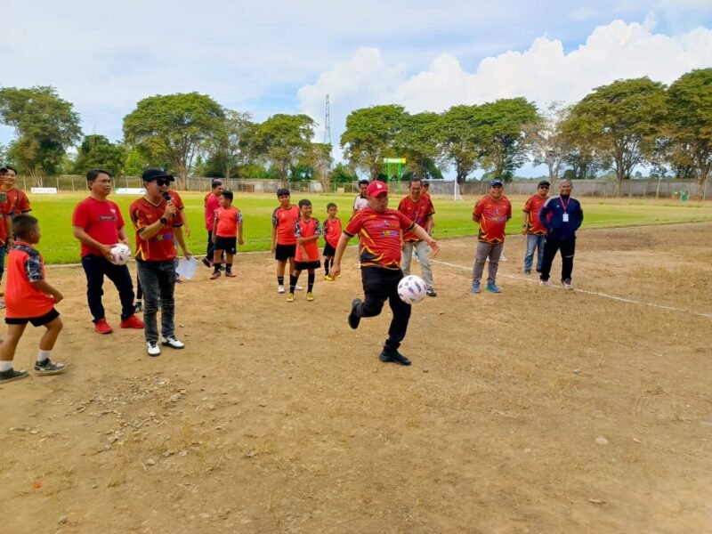 Samsul Rizal Secara Resmi Buka Ternamen Sepak Bola Bupati HST Cup 2026 1 IMG 20260607 WA0122 e1780835827885