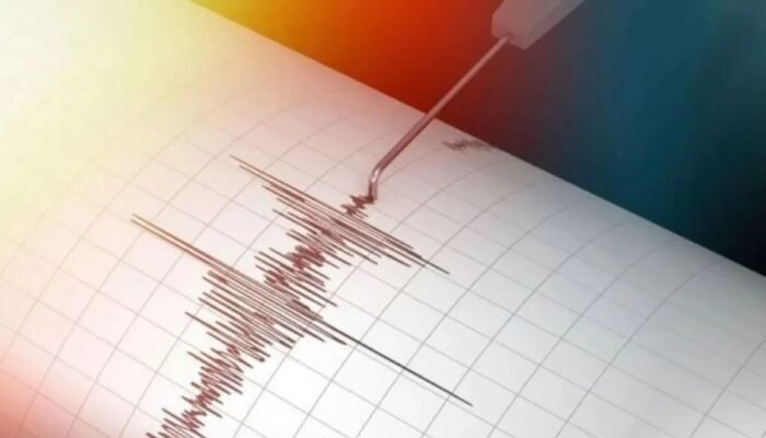 Gempa Magnitudo 7,7, Warga Kepulauan Sangihe Mengungsi