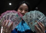 Rupiah Menguat Jadi Rp18.134 Per Dolar AS