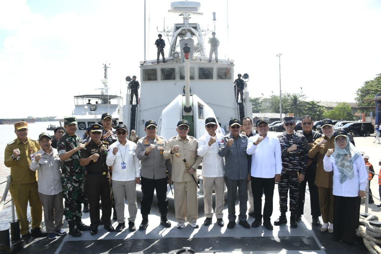 TNI AL dan BI Lepas Ekspedisi Rupiah Berdaulat 2026, Jangkau Wilayah 3T di Kalsel 1 IMG 20260609 WA0116