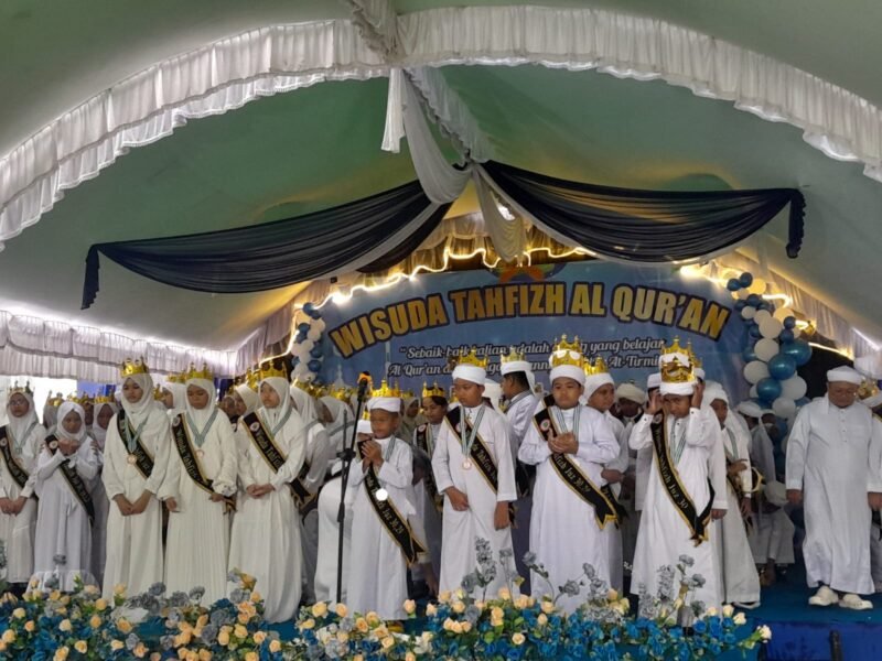 164 Siswa SD Islam Sabilal Muhtadin Banjarmasin Diwisuda Tahfiz, Bukti Semangat Mencintai Al-Qur'an 1 IMG 20260611 WA0023 1 e1781168363620