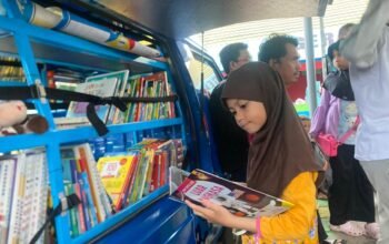 Dekatkan Akses Baca, Mobil Pintar Mulai Mangkal di Taman Satwa dan Edukasi Jahri Saleh Banjarmasin 4 IMG 20260614 WA0112