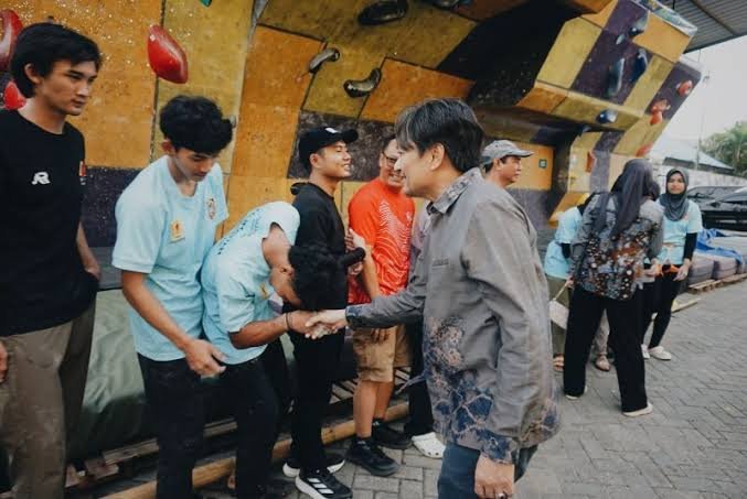 Delapan Atlet Muda Panjat Tebing Kalsel Bidik Prestasi di Kejurnas KU 2026, Hasnuryadi Beri Motivasi Raih Hasil Terbaik 1 IMG 20260615 WA0051