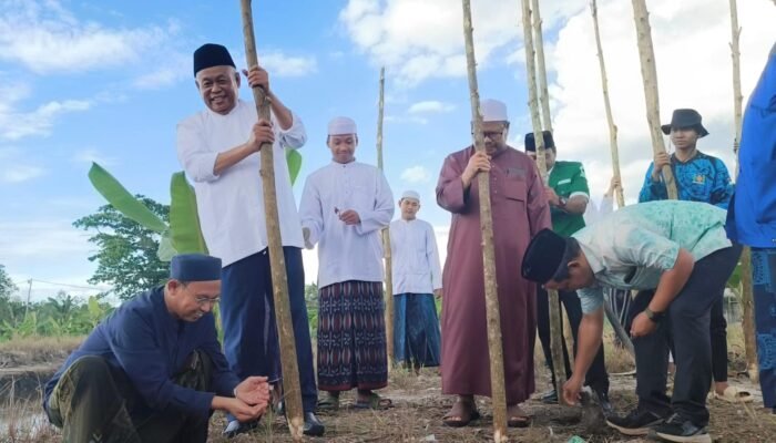 Gerakan Santri Menanam Sorgum Diluncurkan di Darul Ilmi, Dukung Ketahanan Pangan Nasional