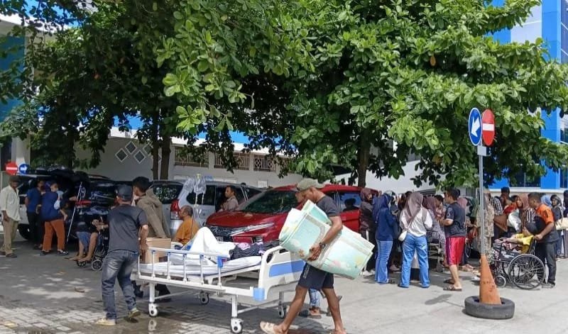 Gempa Magnitudo 6,7, Pasien Rumah Sakit Anuntaloko Parigi Dievakuasi 1 IMG 20260616 WA0033