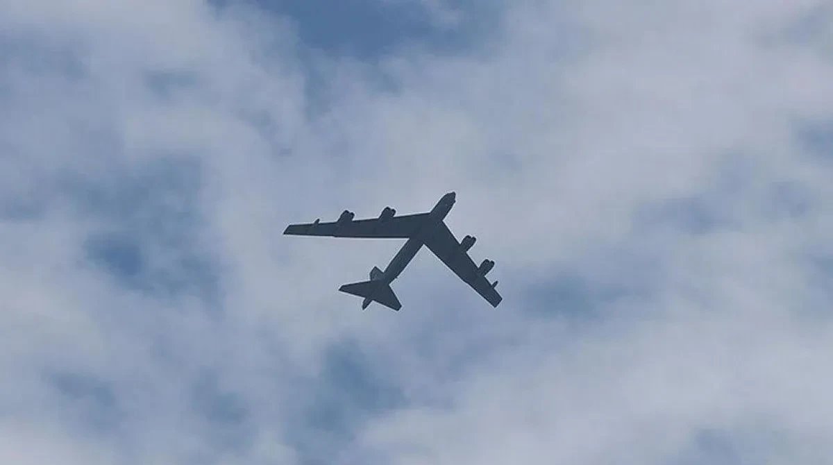 Pesawat Pengebom B-52 Amerika Serikat Jatuh, Delapan Awak Diduga Tewas 1 IMG 20260616 WA0044
