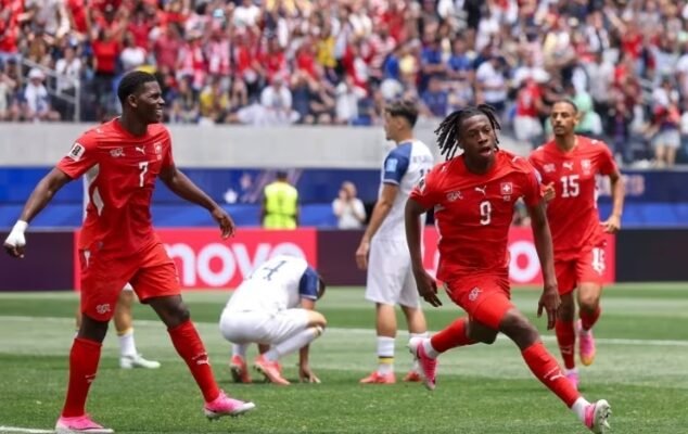 Penampilan Gemilang Manzambi Bawa Swiss Hajar Bosnia 4-1