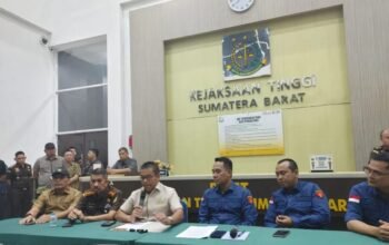 Mantan Bendahara Kampus UIN Padang Ditahan Kejati Sumbar 4 IMG 20260619 WA0018 1