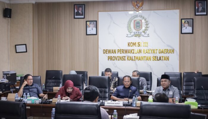 Pansus BBM DPRD Kalsel Dalami Data Distribusi Bersubsidi Bersama Pertamina