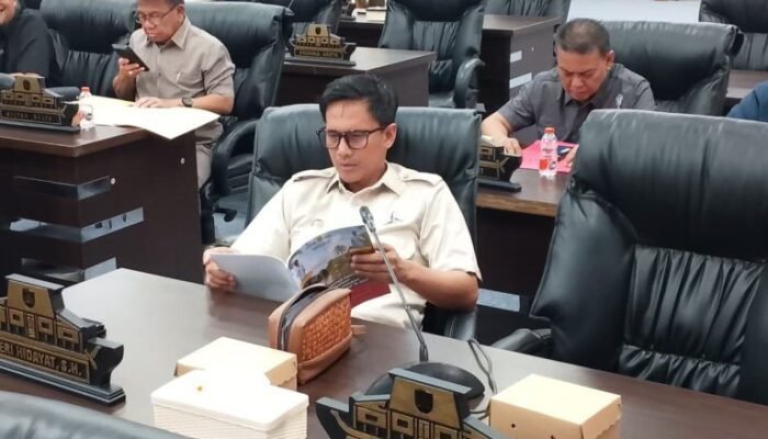 DPRD Soroti Kabel WiFi Semrawut, Minta Pemko Benahi Wajah Kota Banjarmasin
