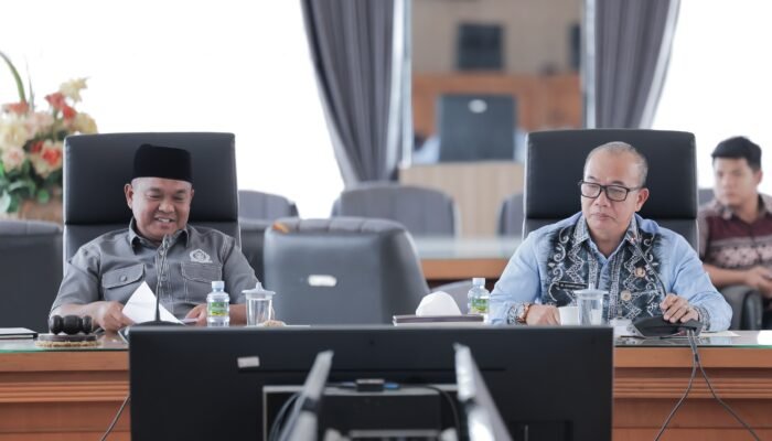 Bahas Dokumen Pertanggungjawaban APBD 2025, Ketua TAPD Sebut Aset Pemprov Kalsel Tembus Rp27,9 Triliun, Banggar Soroti Optimalisasi Aset