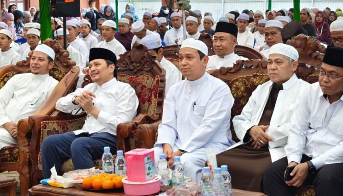 Hadir di Pengukuhan Santri Darul Karim, Wagub Kalsel Hasnuryadi: Pesantren Pilar Mencetak Generasi Berakhlak