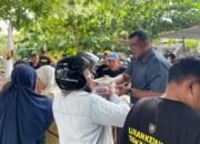 Partai Ummat Kalsel Tebar 600 Paket Daging Kurban untuk Warga dan Ojol di Banjarbaru
