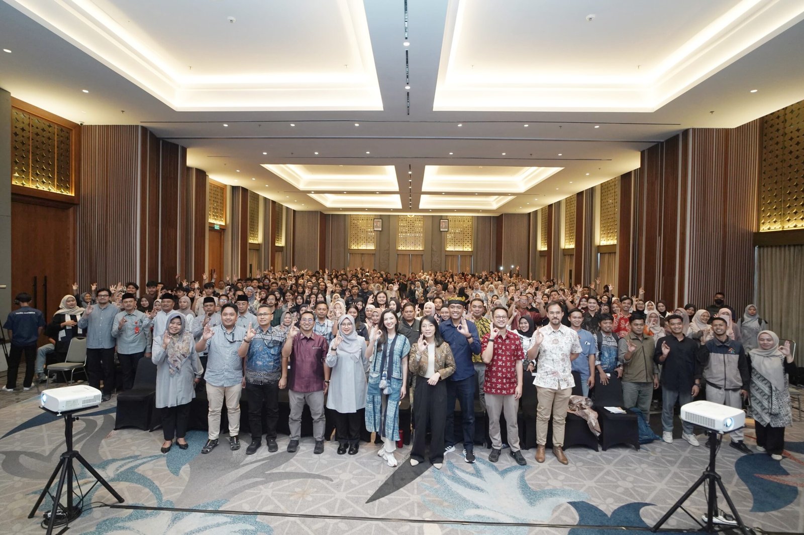 Roadshow 17th SATU Indonesia Awards 2026 Sambangi Banyuwangi, Ajak Generasi Muda Terhubung dalam Aksi Nyata 1 IMG 20260614 084649 scaled