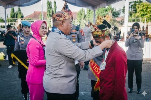 Ratusan Peserta Seni Budaya Memukau Warga, Harapan Kapolda Kalsel dapat Dicintai Generasi Muda 1 WhatsApp Image 2026 06 21 at 15.45.19 2 e1782029856504