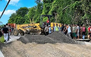 Jalan Trans Kalimantan, Lumpuh 4 1 3 klm jalan