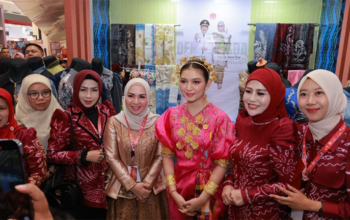 Hadiri Puncak HUT ke-46 Dekranas Dipimpin Istri Wapres