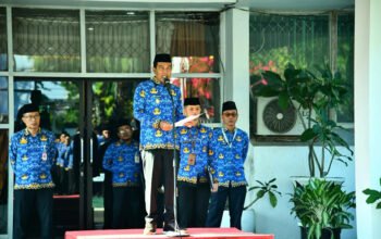 ASN Diimbau Semangat Bekerja dan Tingkatkan Pelayanan 4 Hal 12 HSS 1 3 klm 12