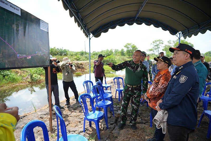 Tinjau Progres Jalan Pandahan–Margasari 1 Hal 12 Tapin 35 klm 1