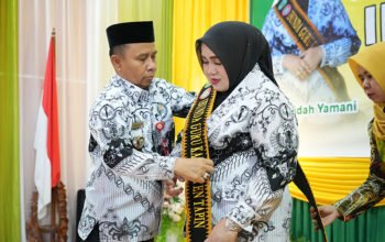 Faridah Yamani Dikukuhkan sebagai Ibunda Guru Tapin 5 Hal 12 Tapin 35 klm 8