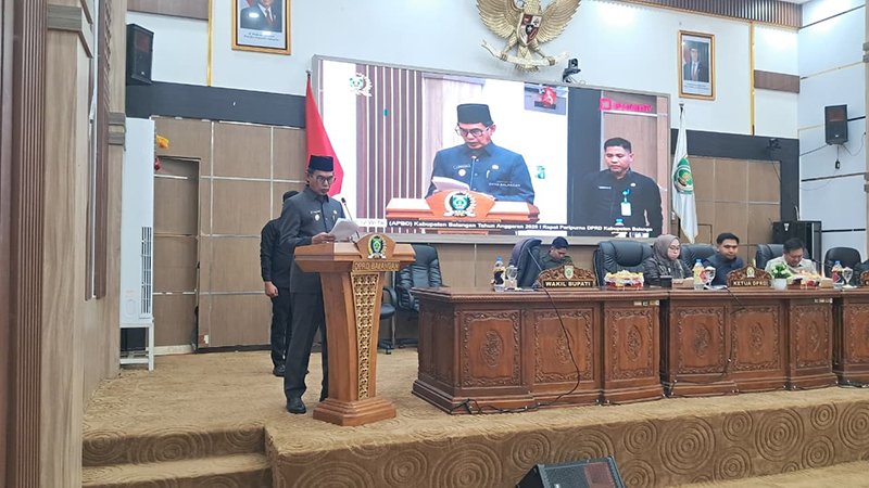 Jawab Pandangan Fraksi DPRD atas Rancangan Pertanggungjawaban APBD TA 2025 3 Hal 2 Bal 3 klm 1