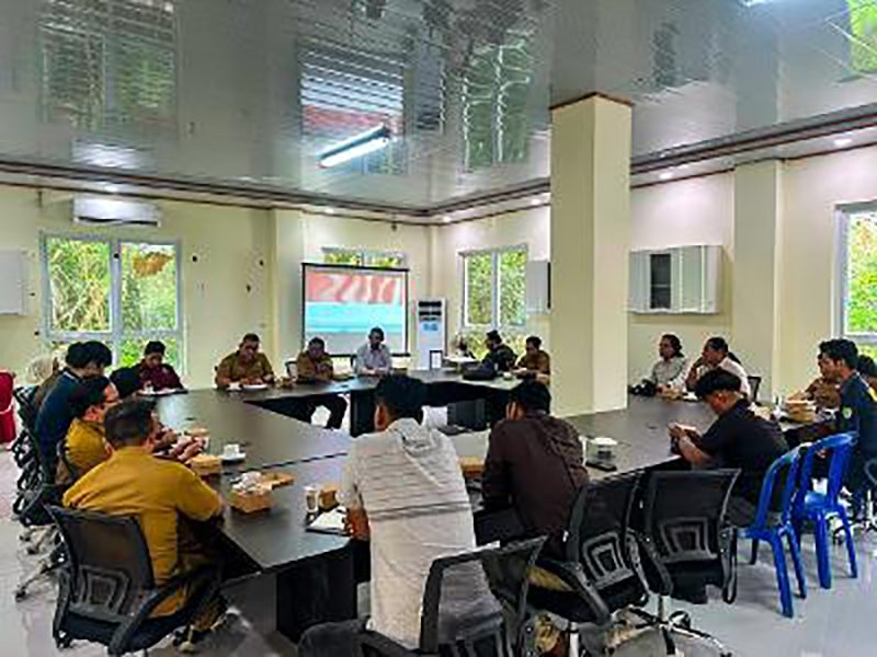 Rakor Puskomin Balangan Perkuat Sinergi Antisipasi Isu StrategisDaerah 1 Hal 2 Bal 3 klm 2