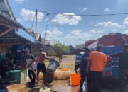 10.000 Liter Air Bersih Untuk Warga Benua Anyar